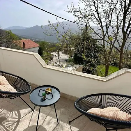 Ivan With Pool Zagvozd