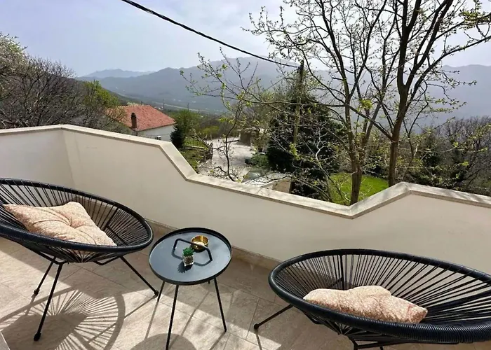 Ivan With Pool Zagvozd