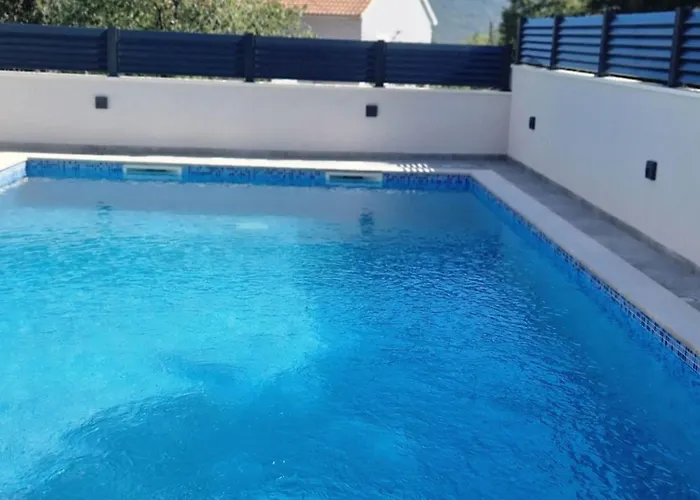 Ivan With Pool Lejlighed Zagvozd